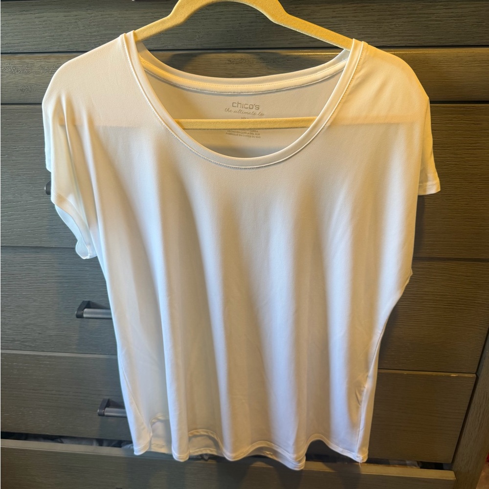 Chico's Classic The UltimateWhite Short Sleeve Tee Size 2